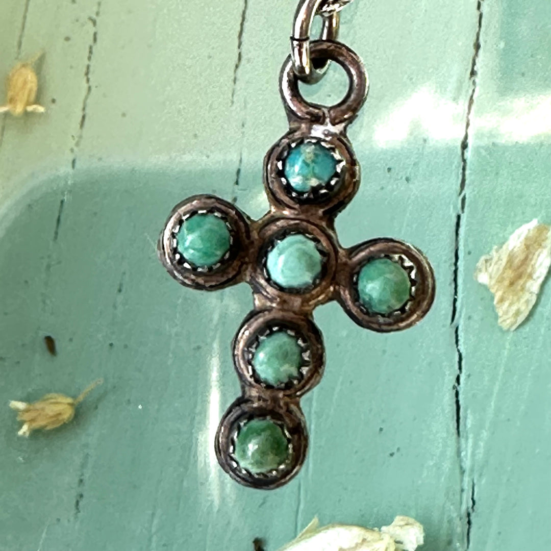 Old Navajo Sterling Silver Mint Green Snake Eye Turquoise Cross Necklace