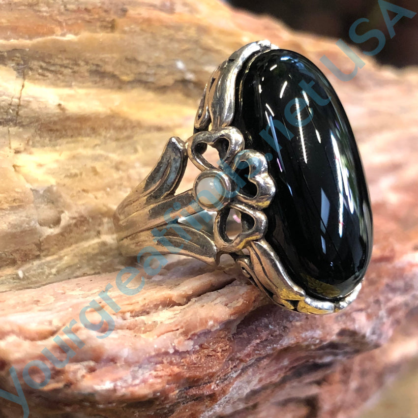 Sterling Silver Mother - Of - Pearl & Black Glass Ring Size 7