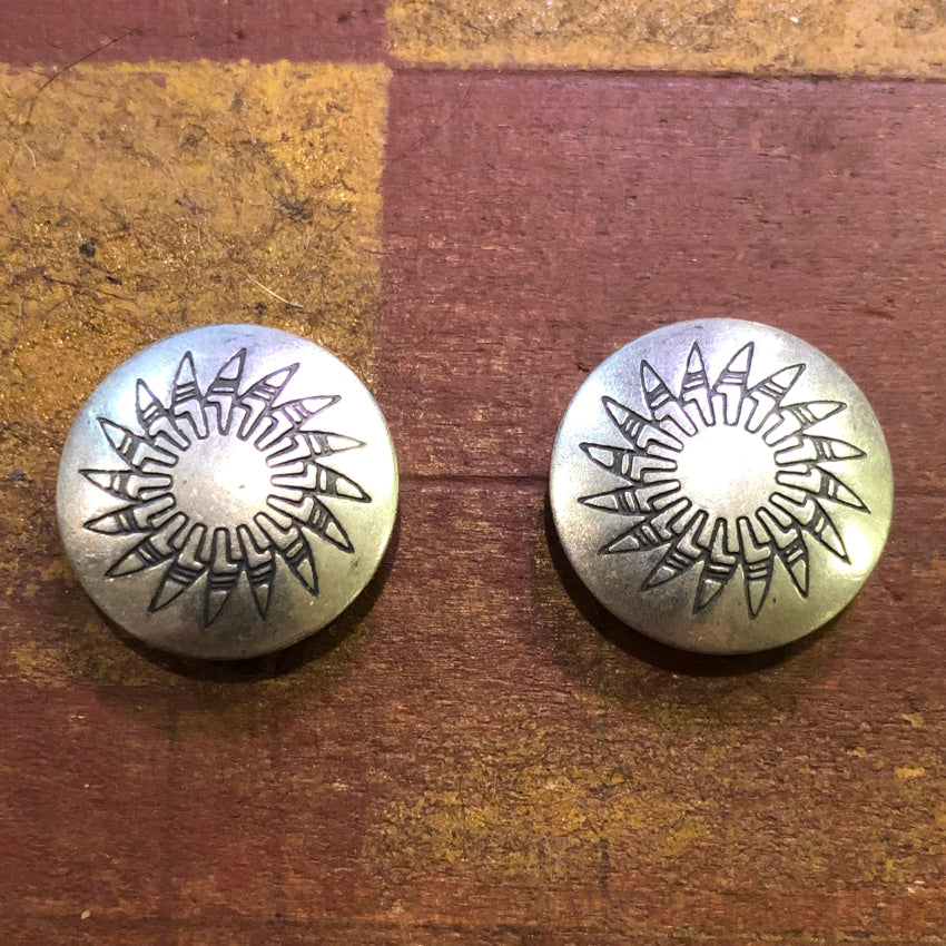 Rare Navajo 2024 conche buttons