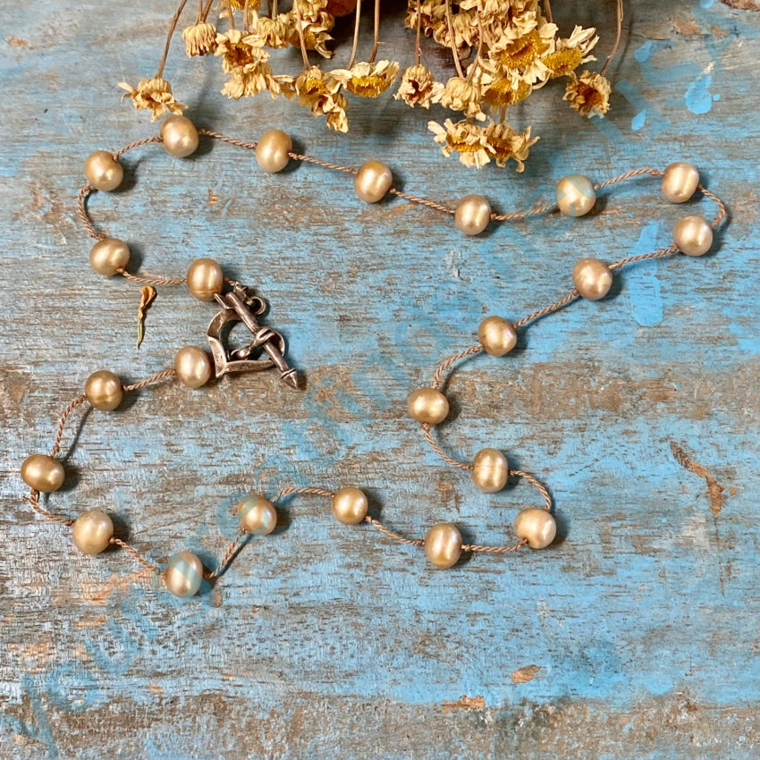 Vintage 1980S Hand Knotted Beige Freshwater Pearl Necklace Necklaces