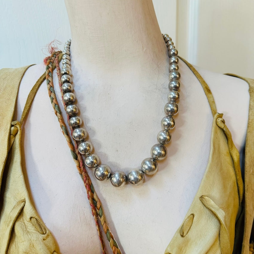 Vintage Graduated Sterling Silver Pearls Necklace