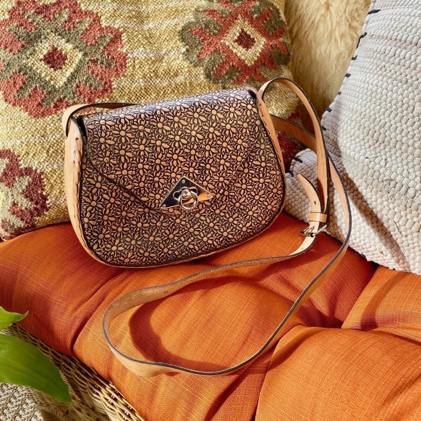 Vintage Mexican Tooled Leather Crossbody Bag – Yourgreatfinds