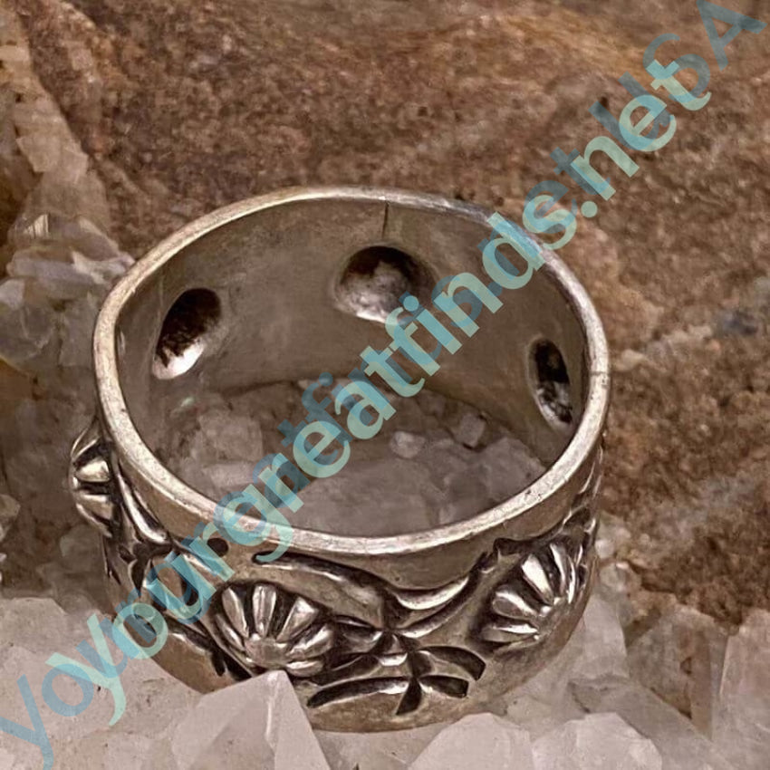 Wide Sterling Silver Navajo Ring with Fluted Buttons Size 12 3/4 Yourgreatfinds