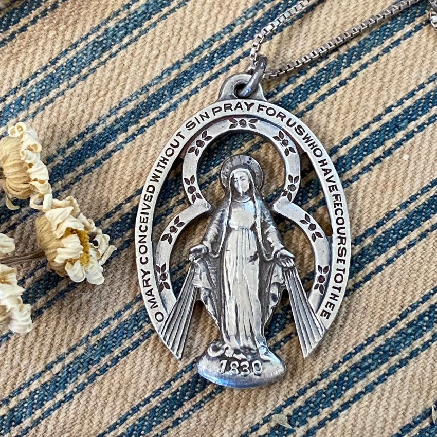 Vintage Sterling Silver Miraculous Mary Devotional Necklace