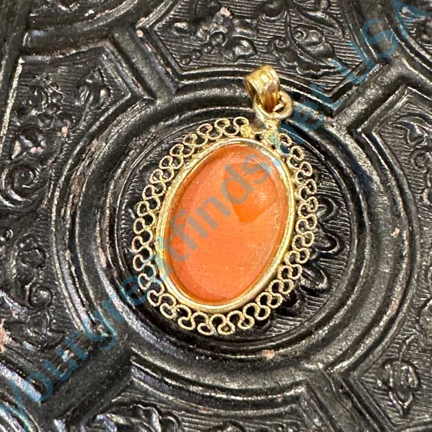 1/20 12K Yellow Gold Filled Carved Shell Cameo Pendant