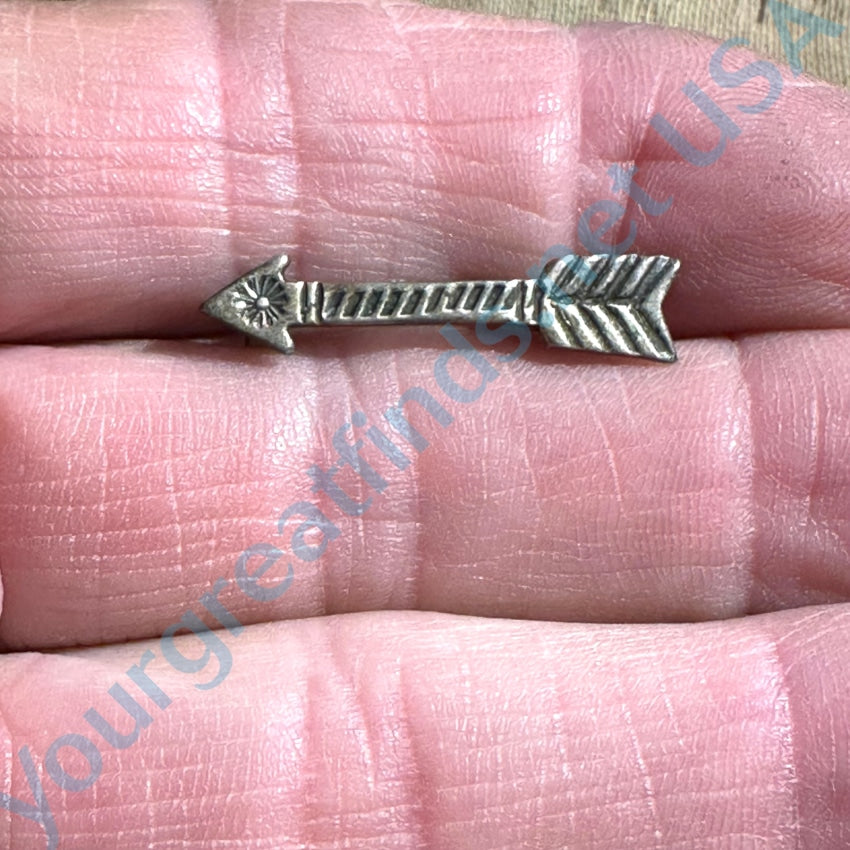 1920 Navajo Sterling Silver Stamped Arrow Pin Fred Harvey Era