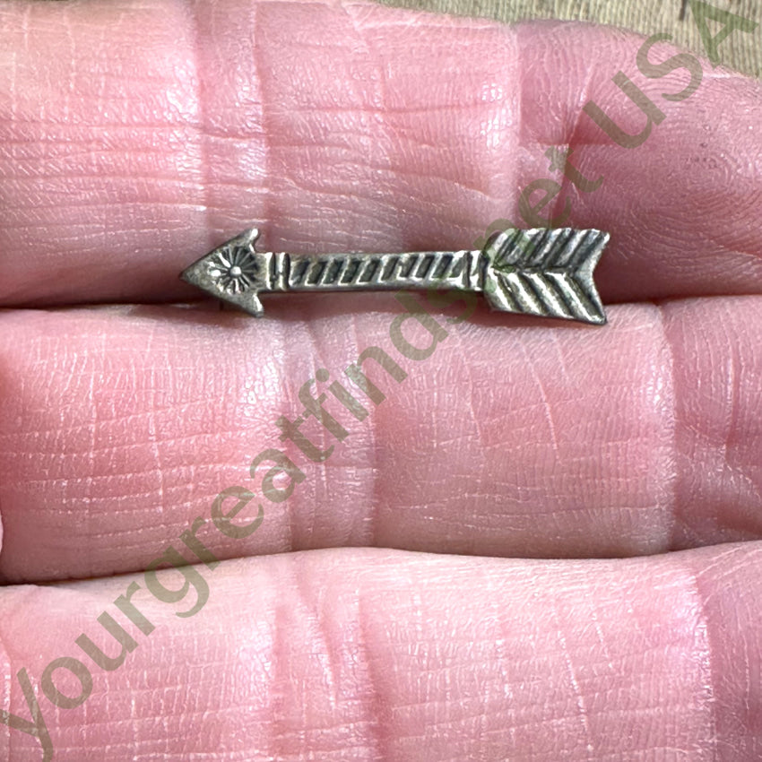 1920 Navajo Sterling Silver Stamped Arrow Pin Fred Harvey Era