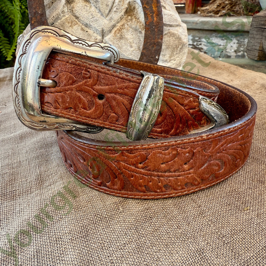 1993 Brown Tooled Leather Belt Brighton belt
