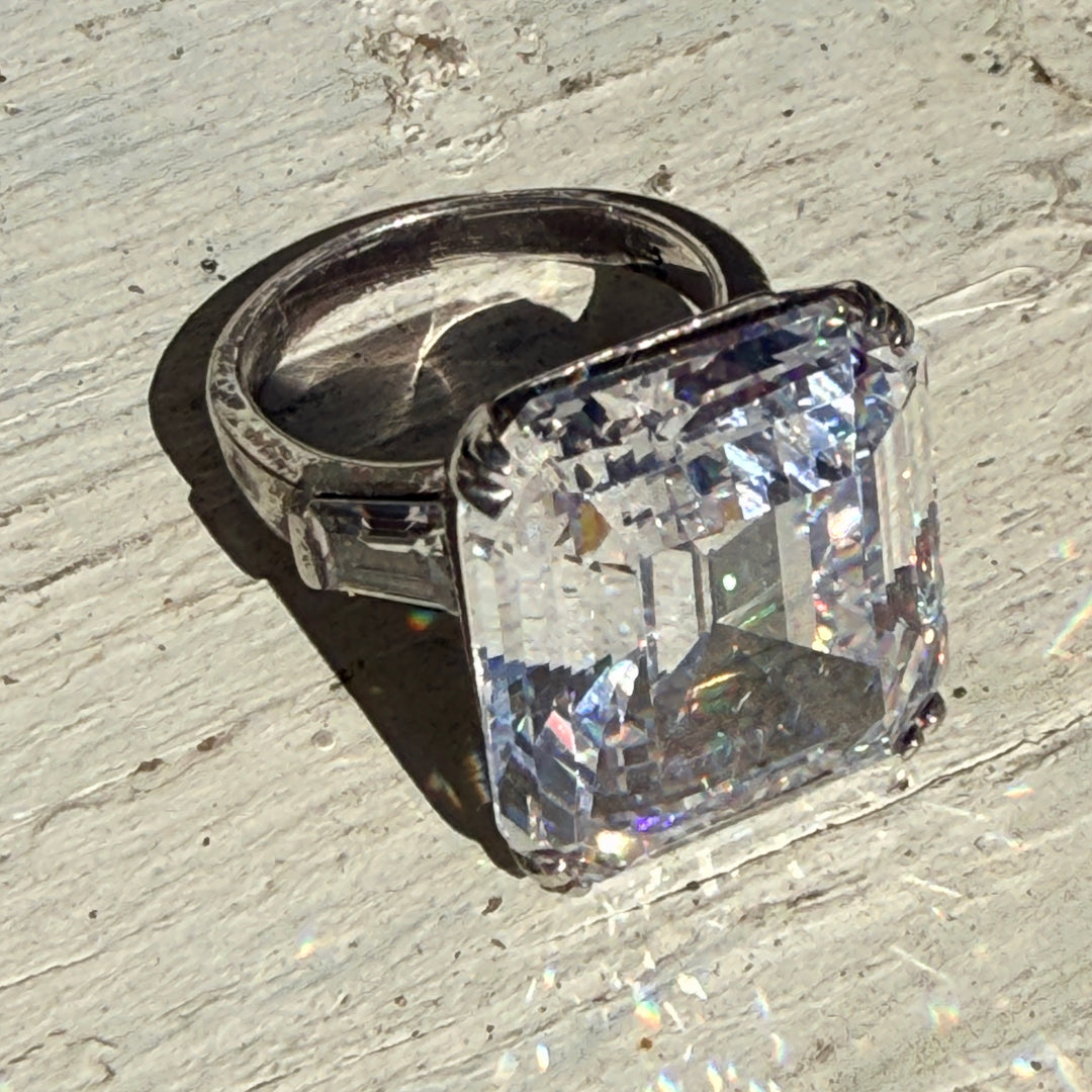 Stauer 65 Carat Moissanite Ring Sterling Silver Ring Size 8