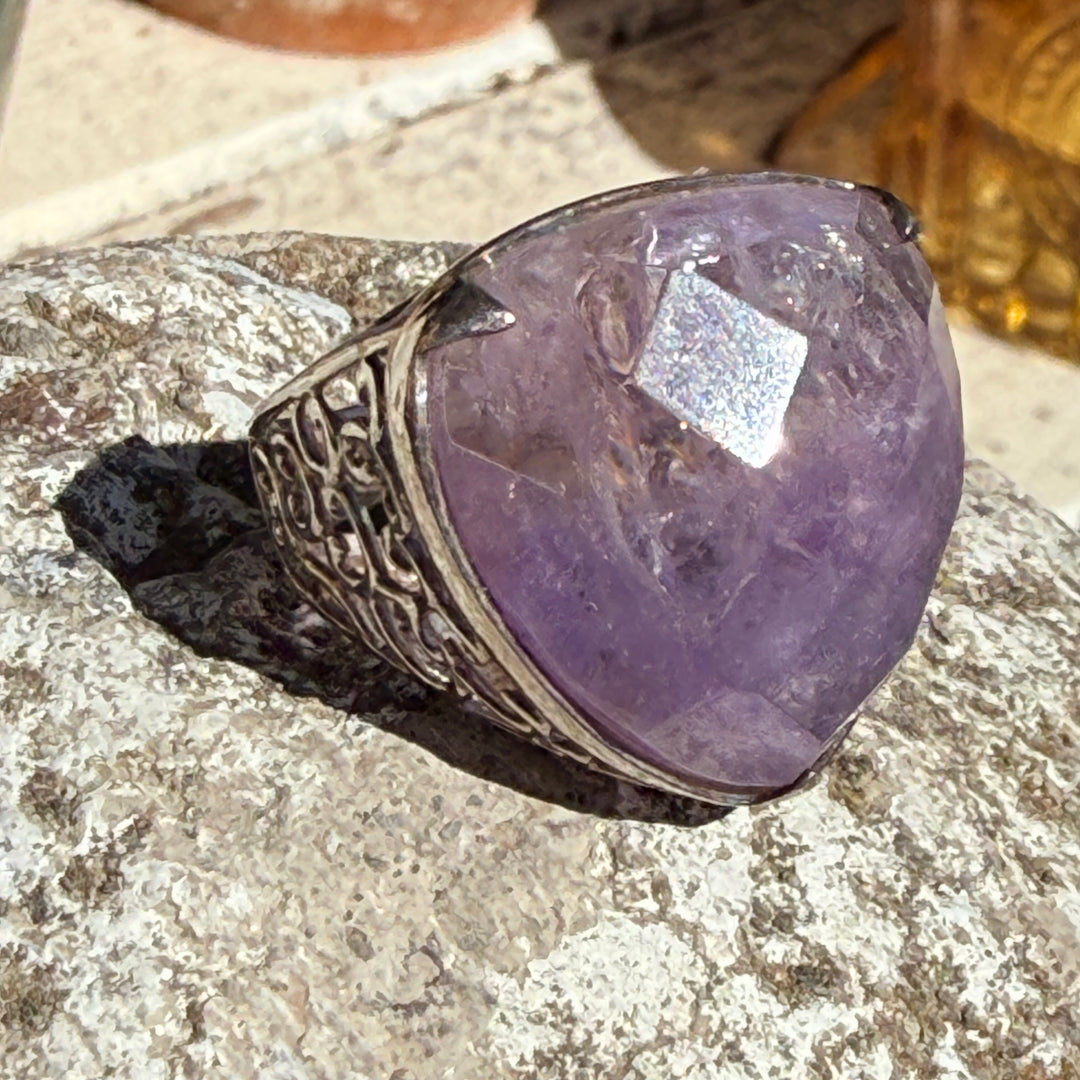 Sterling Silver 22 Carat Amethyst Ring SIze 7.5