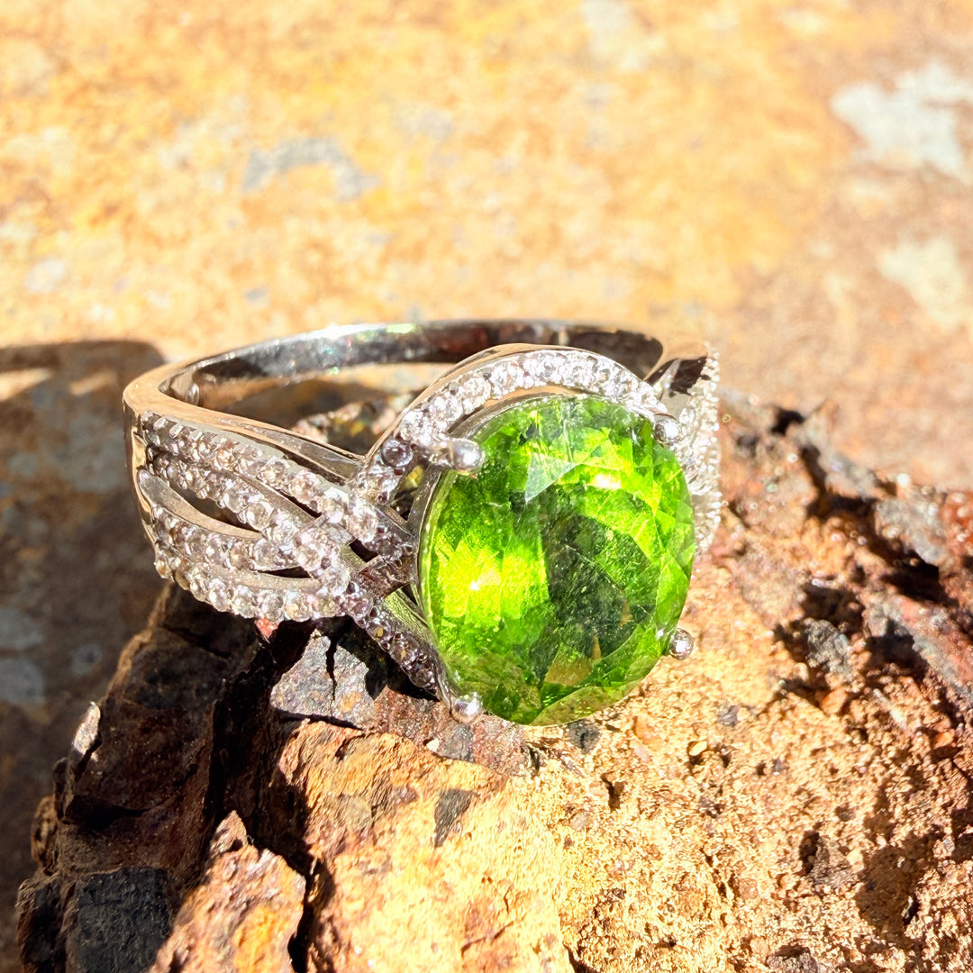 Pre-owned Sterling Silver & CZ Ring Size 12