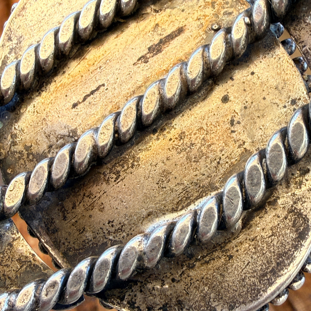 Vintage Native American Sterling Silver & Turquoise Cuff Bracelet