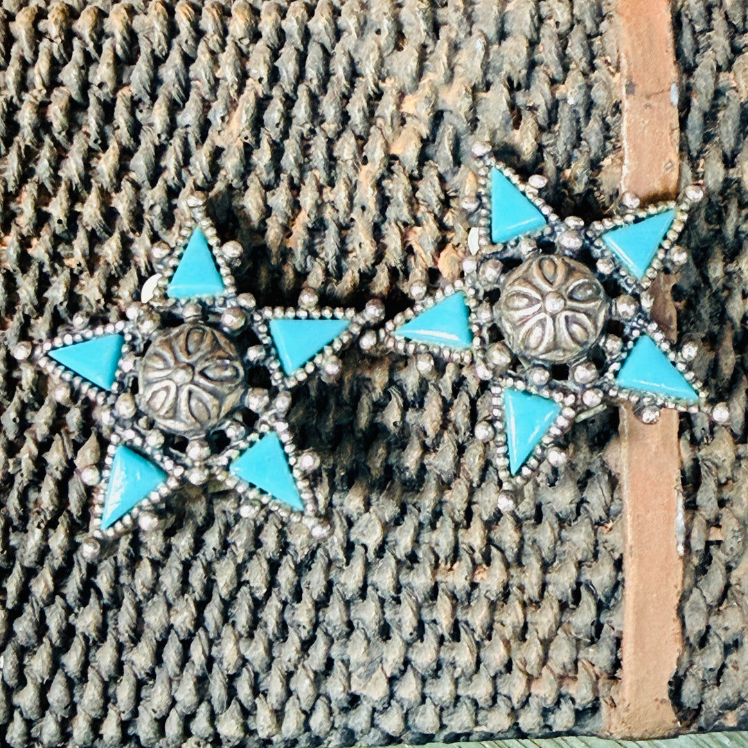 Vintage Costume Grade Southwestern Star Clip On Earrings
