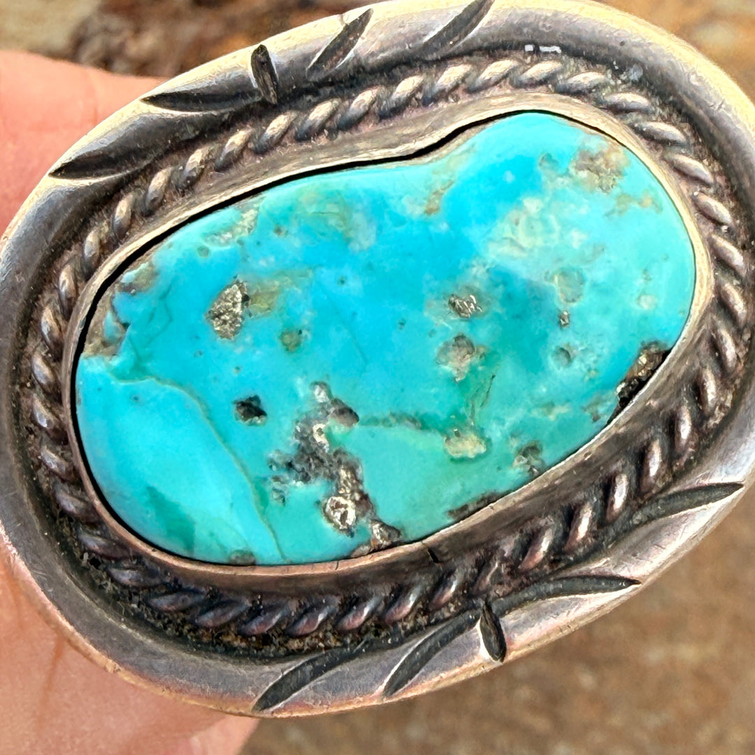 Vintage Navajo Turquoise Sterling Silver Ring Size 8.5