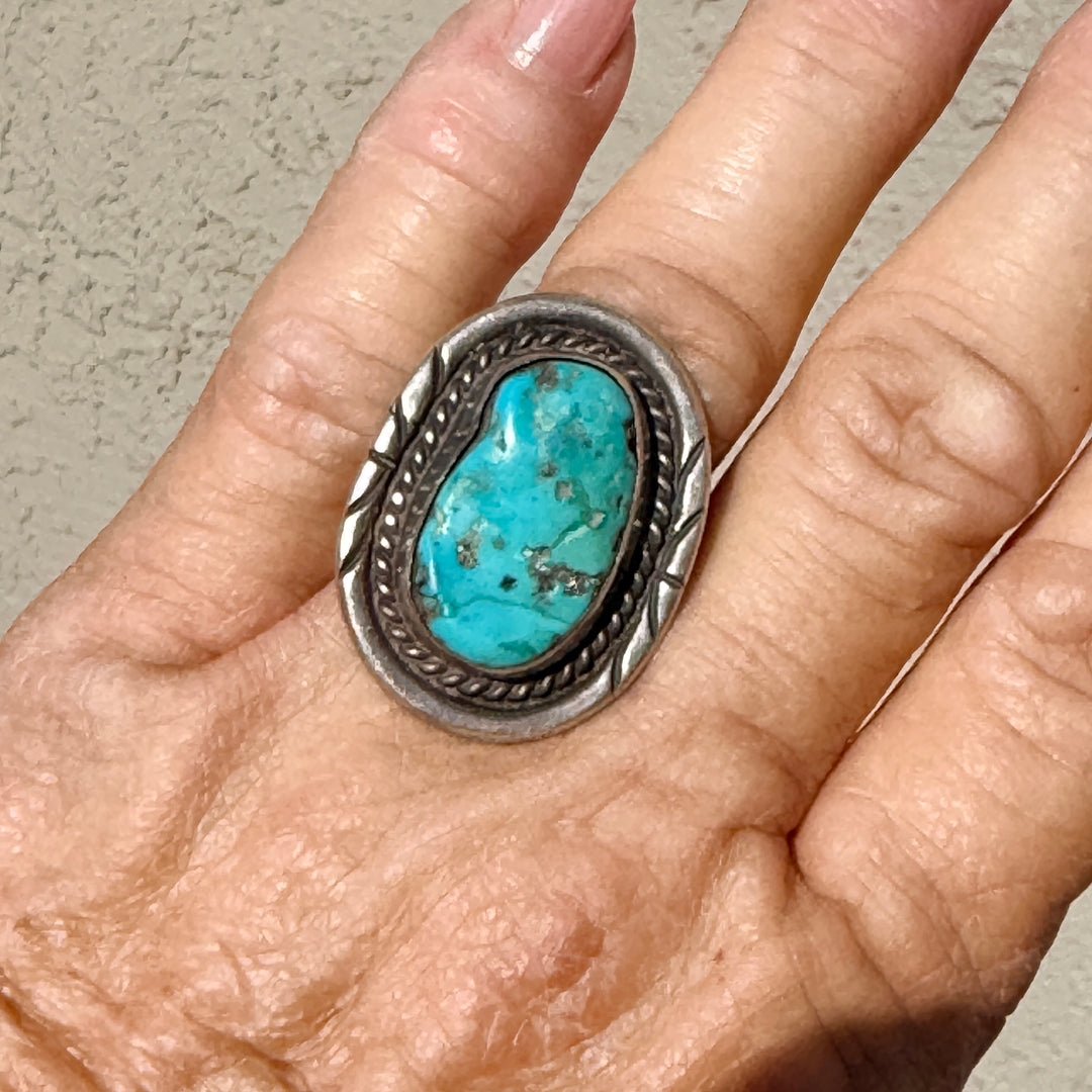 Vintage Navajo Turquoise Sterling Silver Ring Size 8.5