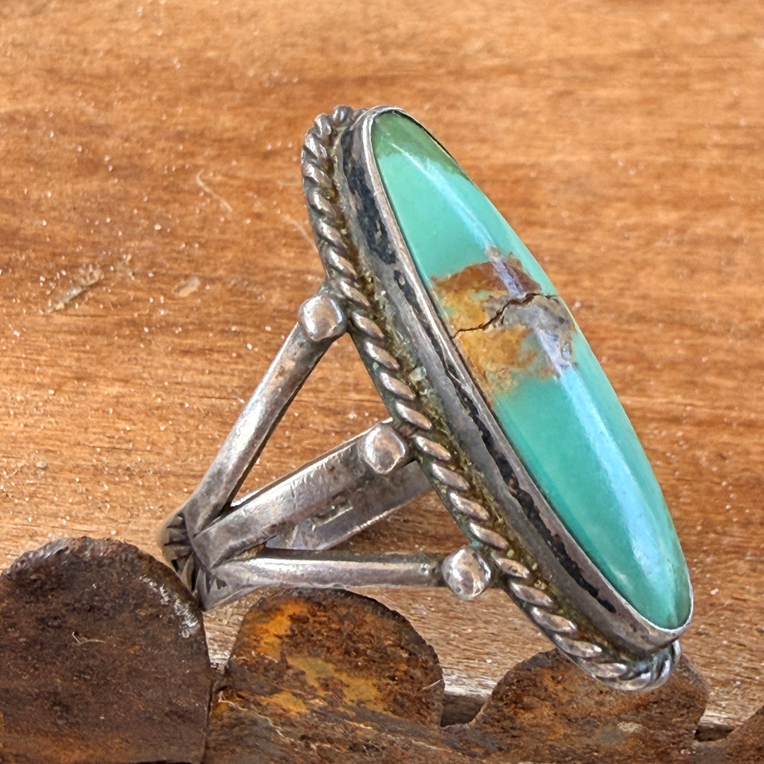 Vintage Navajo Sterling Silver & Turquoise Raindrop Ring Size 7