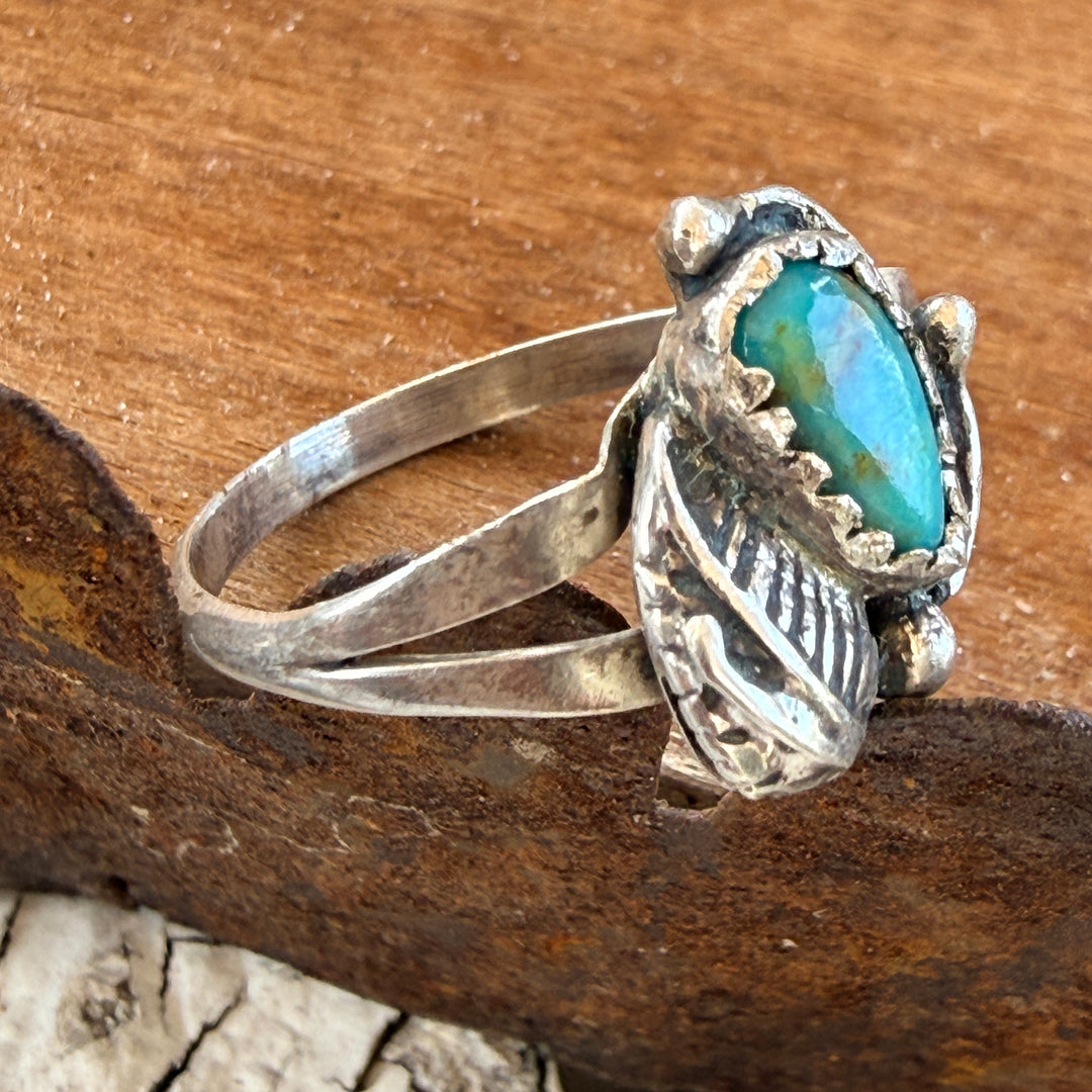 Vintage Navajo Sterling Silver & Turquoise Ring Size 8