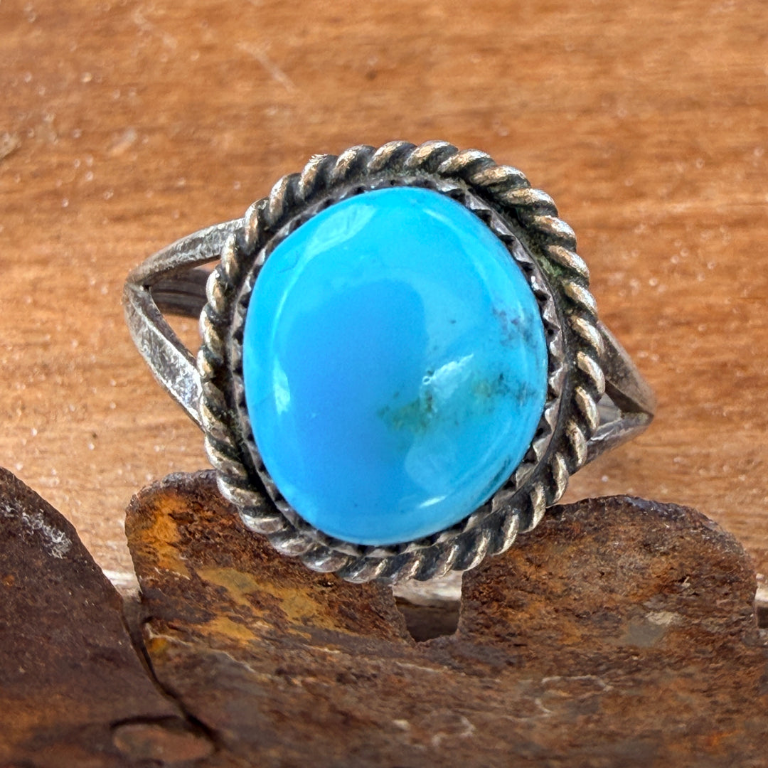 Vintage Navajo Sterling Silver & Blue Turquoise Ring Size 7 1/4