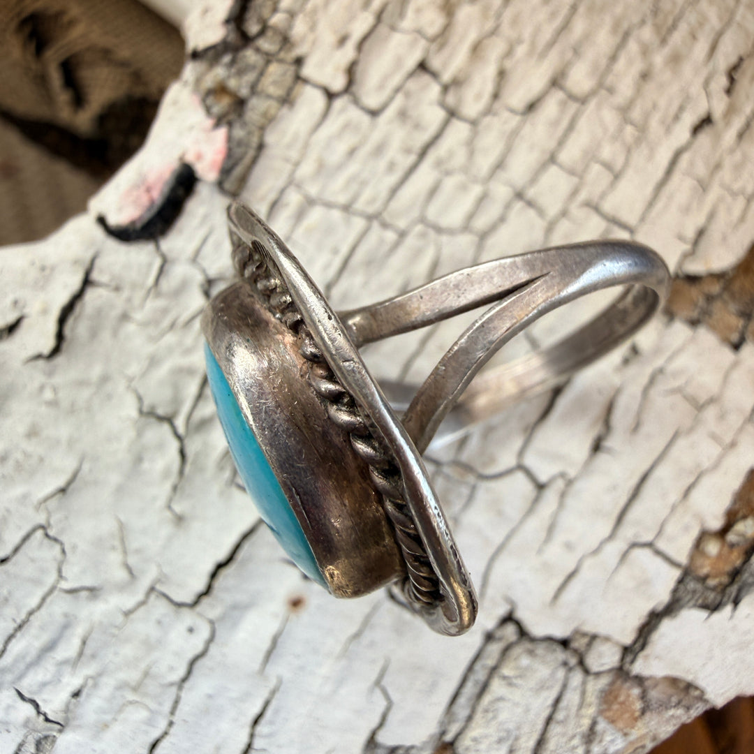 Vintage Navajo Sterling Silver & Turquoise Ring Size 7