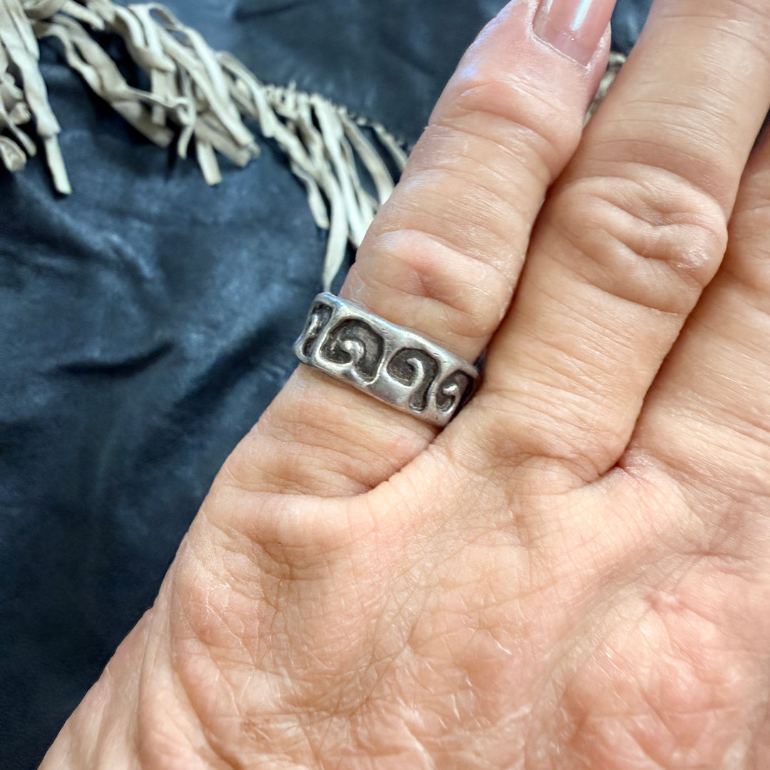 Sterling Silver Stamp Decorated Band Ring Size 6