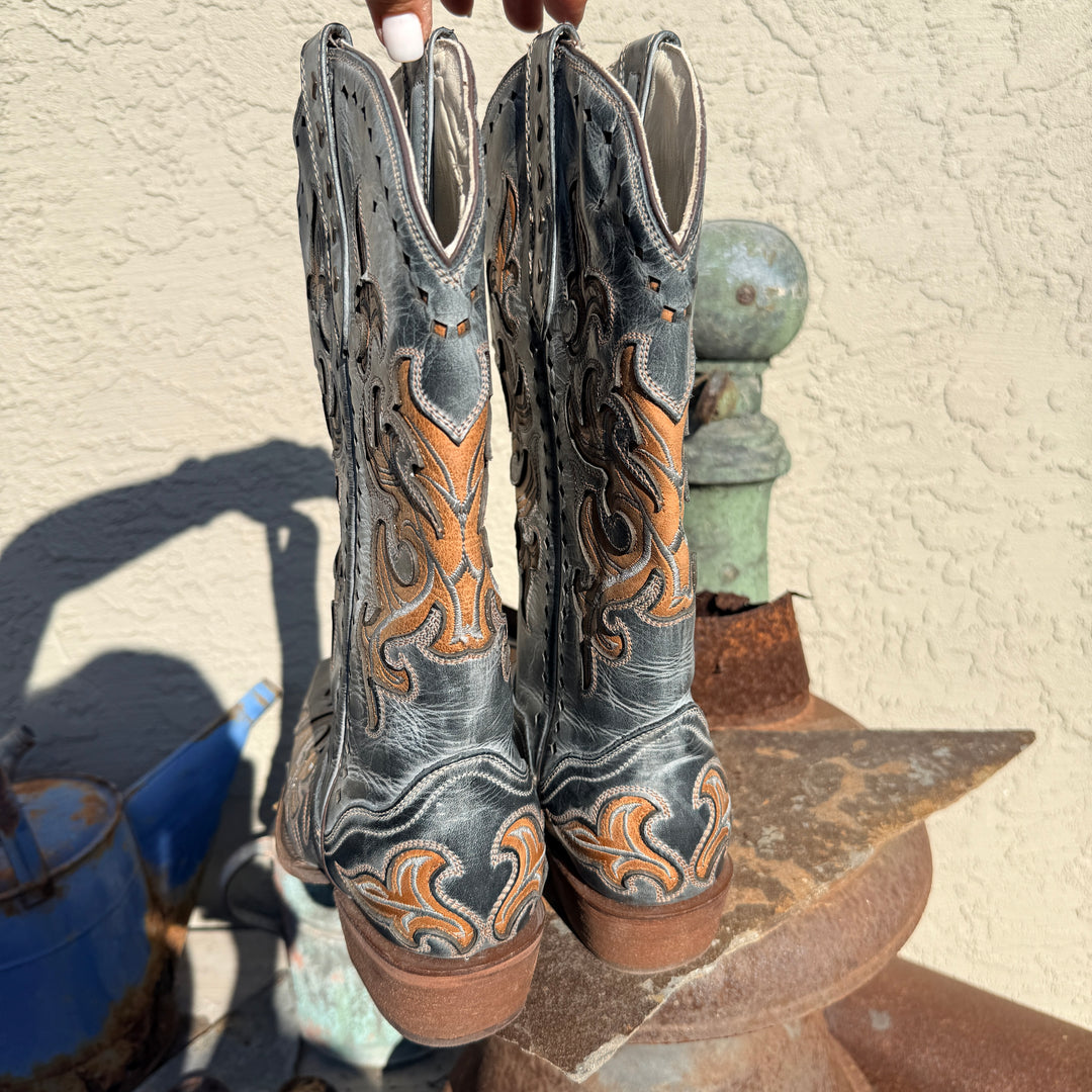 J B Dillon Reserve NWT Cowgirl Boots Brown Gray Studs 9B