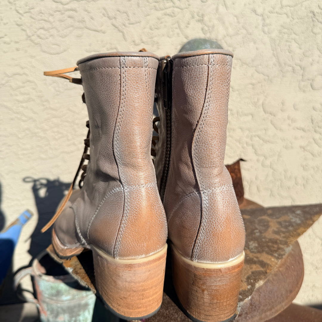 Freebird Leather Cavalier Lace Up Boots Size 9