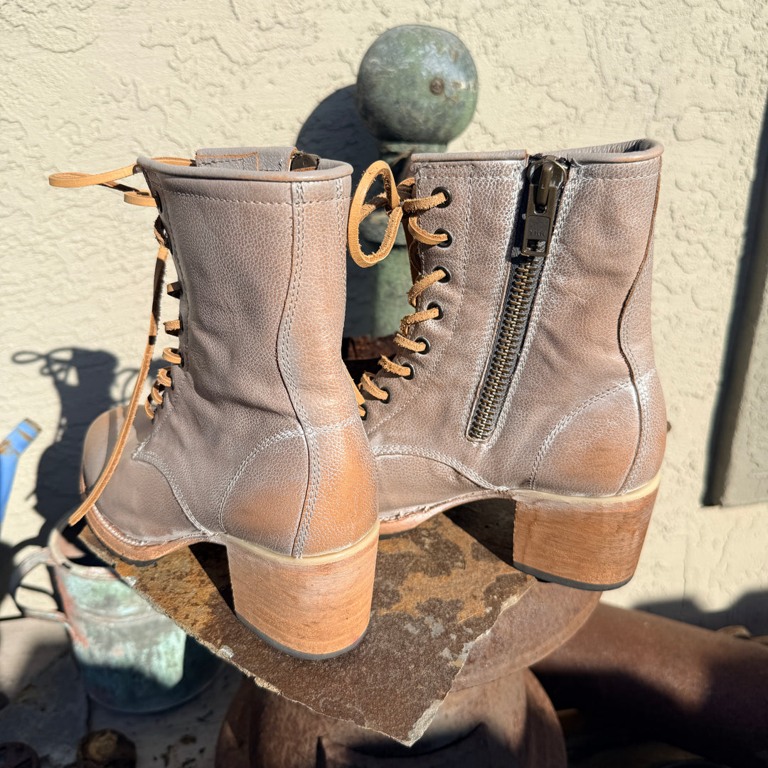 Freebird Leather Cavalier Lace Up Boots Size 9