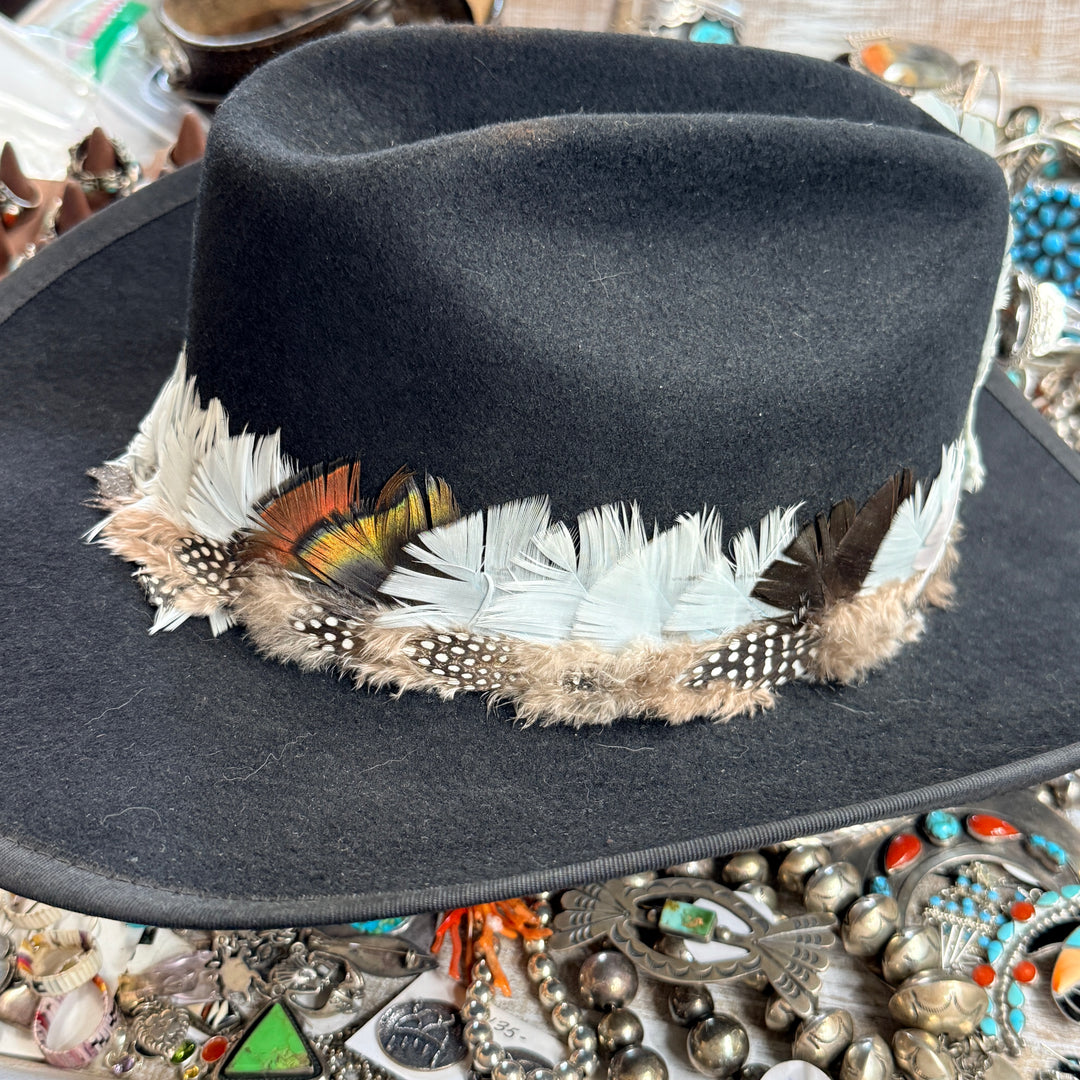 C. 1970s Smithbult Black Wool Cowboy Western Hat Feather Band 7 1/4