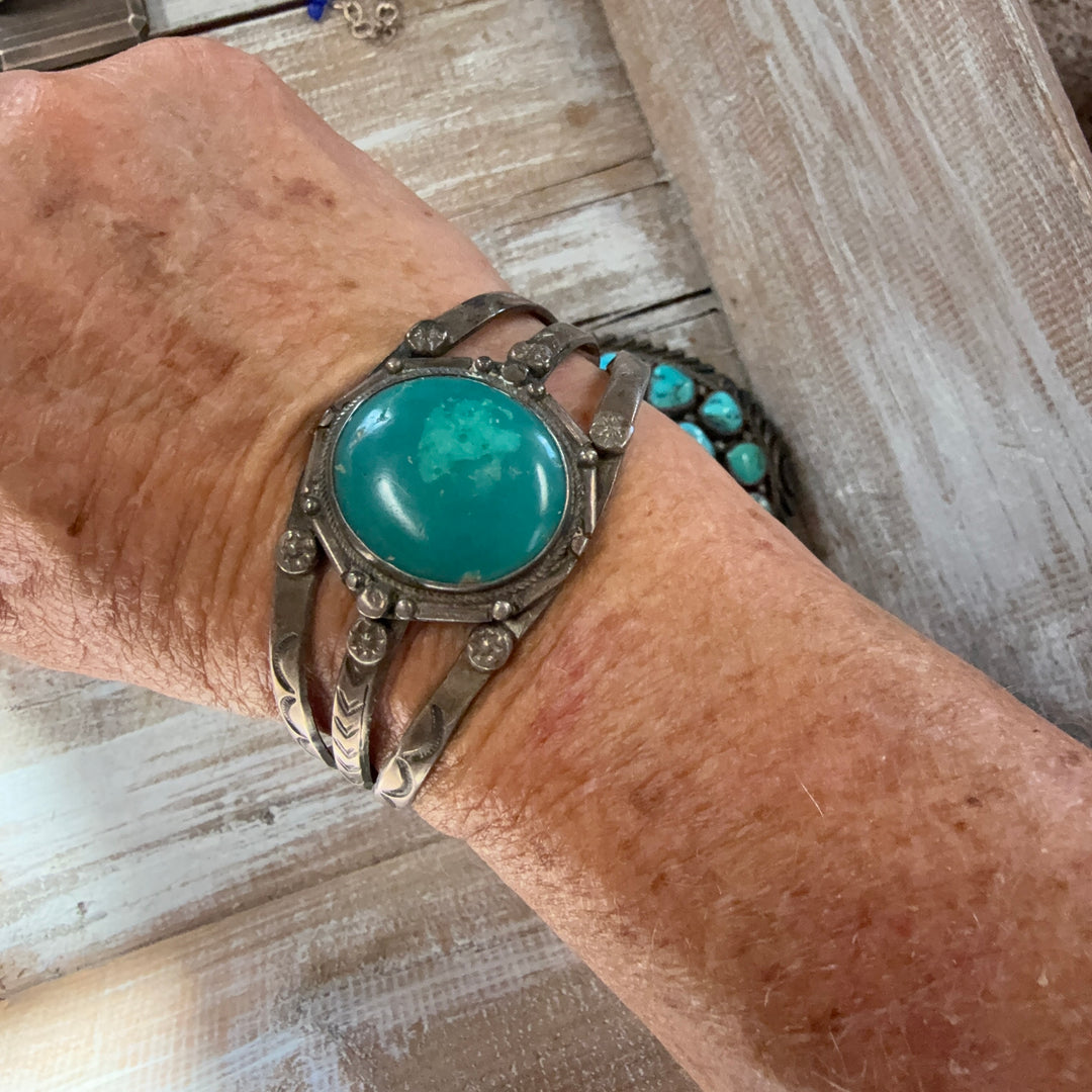 Vintage Navajo Sterling Silver & Turquoise Cuff Bracelet Fred Harvey Era