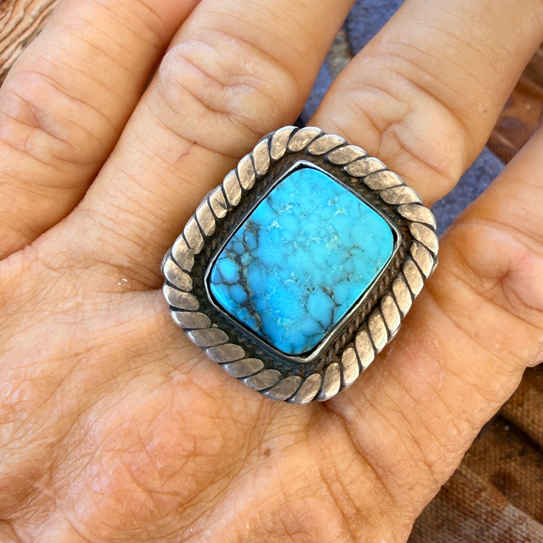 Vintage Navajo Sterling Silver Natural Turquoise Raindrop Ring Size 10.5