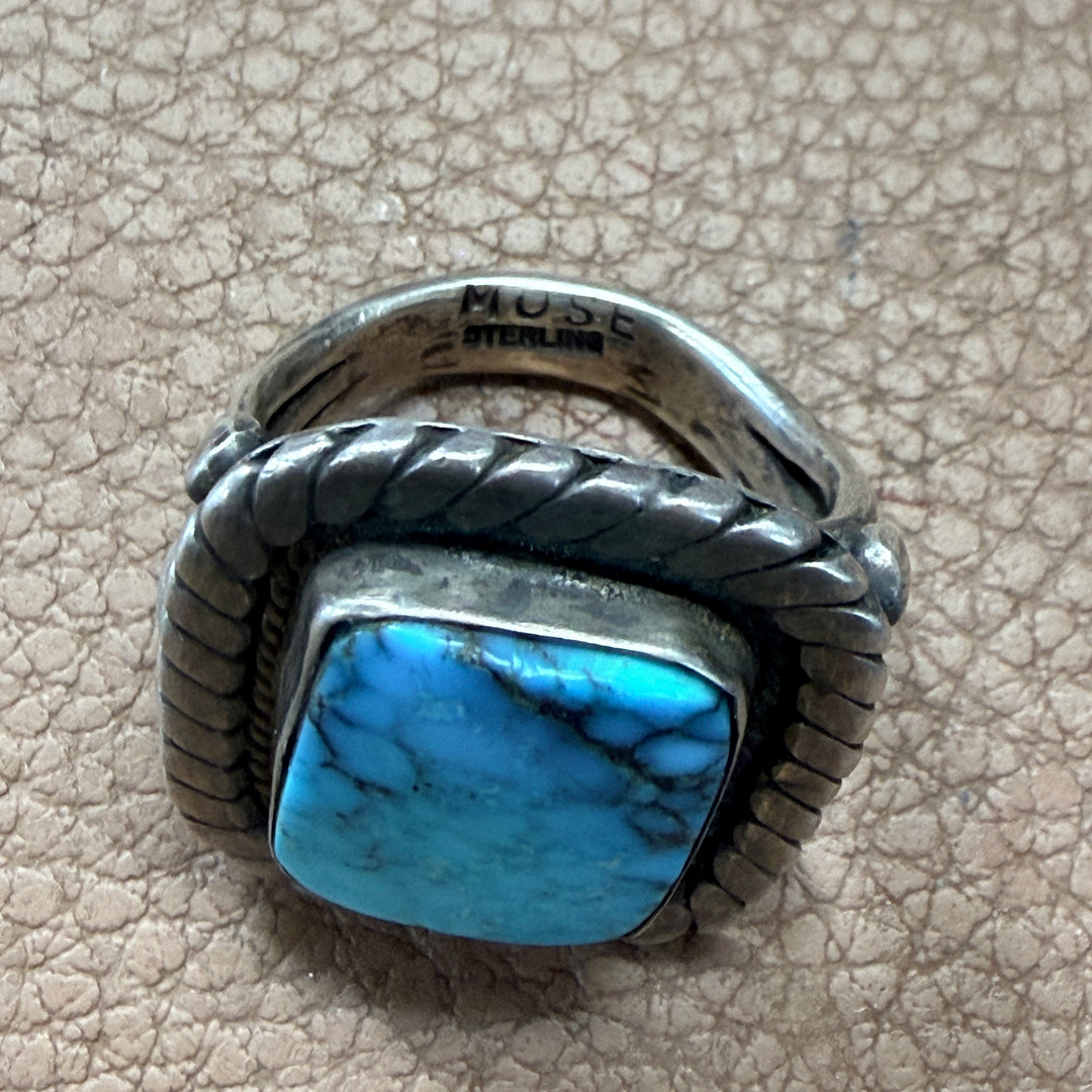 Vintage Navajo Sterling Silver Natural Turquoise Raindrop Ring Size 10.5