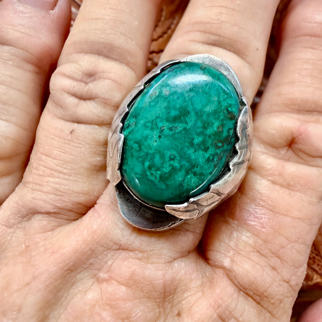 Vintage Chunky Navajo Sterling Silver & Malachite or Variscite Ring 10