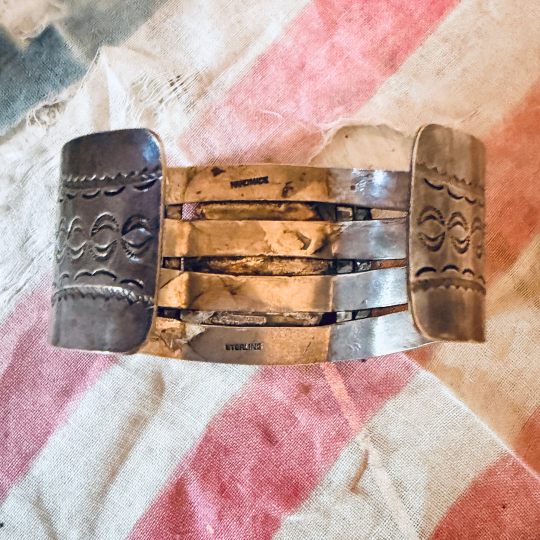 Vintage Navajo Wrought Sterling Silver & Turquoise Cuff Bracelet Fred Harvey