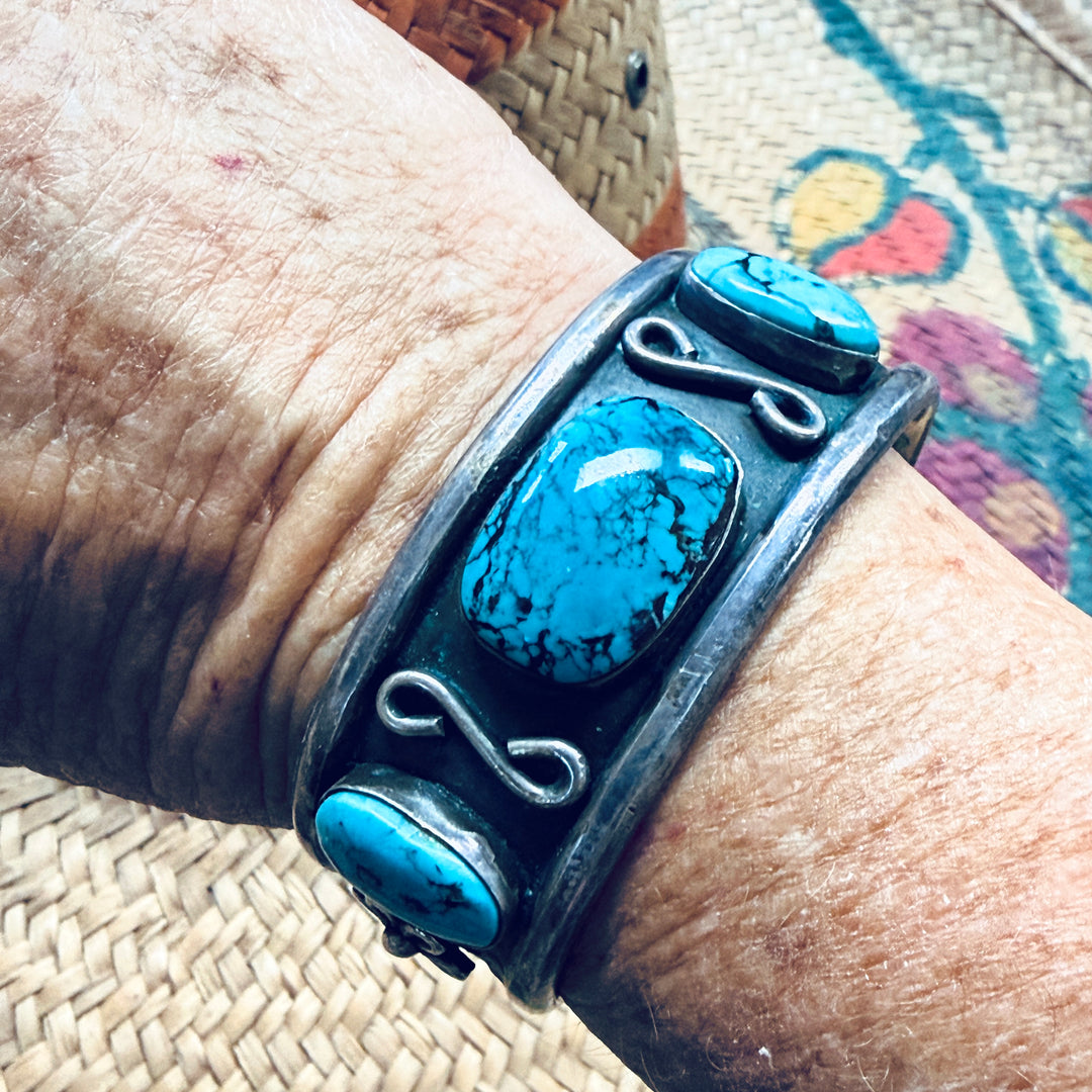 Vintage Navajo Sterling Silver & Turquoise Row Bracelet