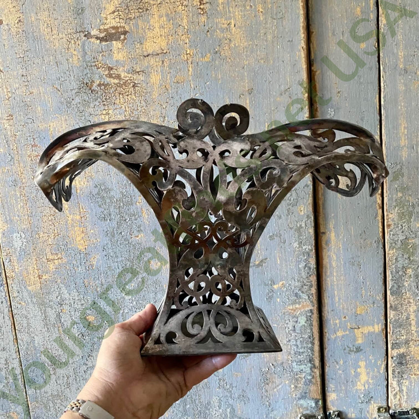 Antique Meridian Britannica Canada Silver Plate Vase