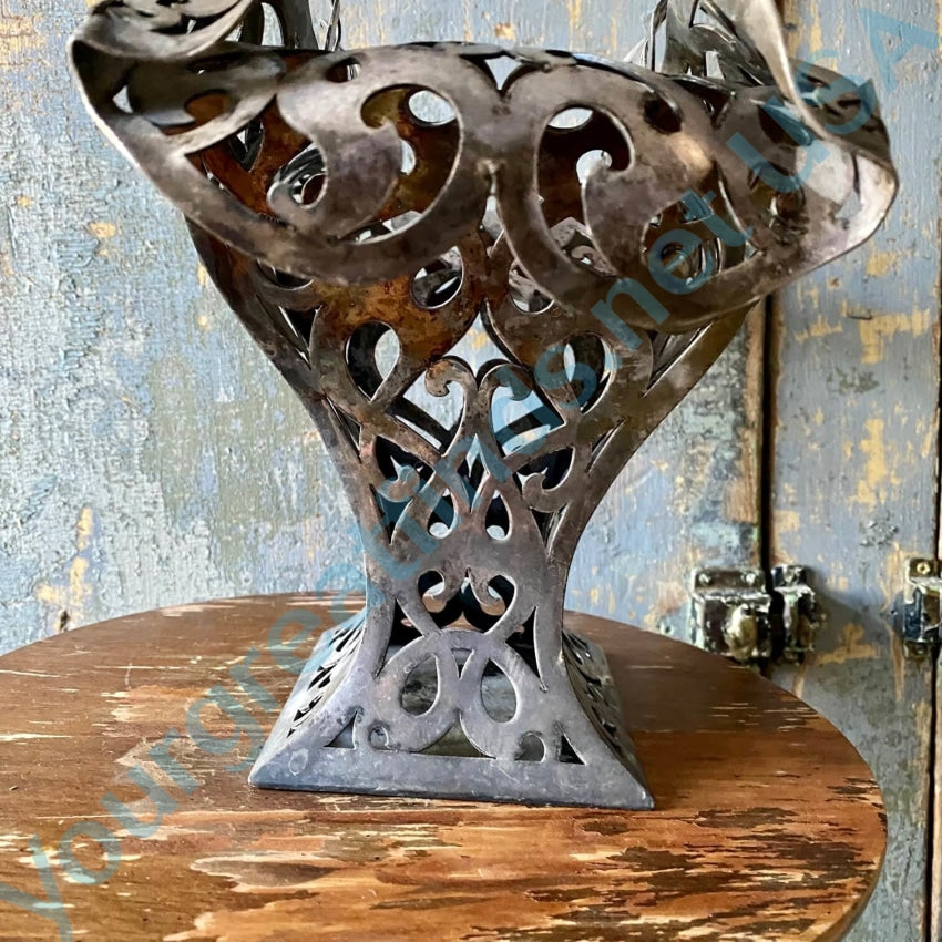 Antique Meridian Britannica Canada Silver Plate Vase