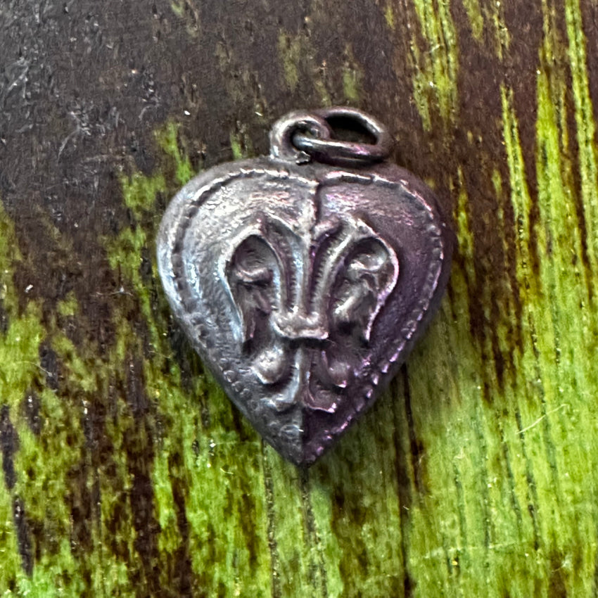 Antique Sterling Silver Puffy Heart Charm Pendant Fleur Di Lis Charms & Pendants