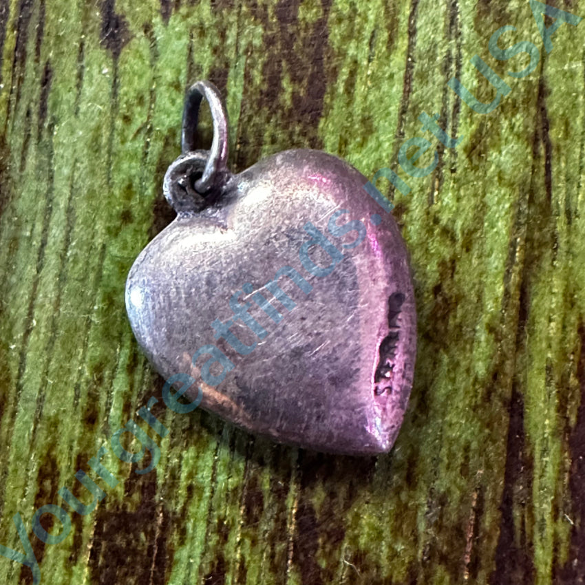 Antique Sterling Silver Puffy Heart Charm Pendant Raised Design Charms & Pendants