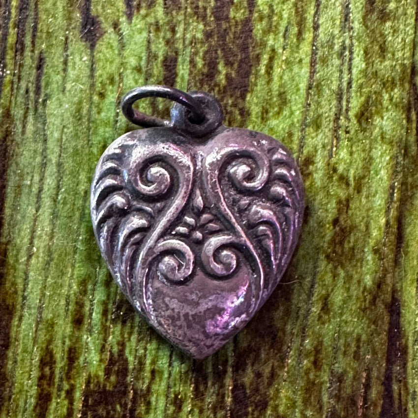 Antique Sterling Silver Puffy Heart Charm Pendant Raised Design Charms & Pendants