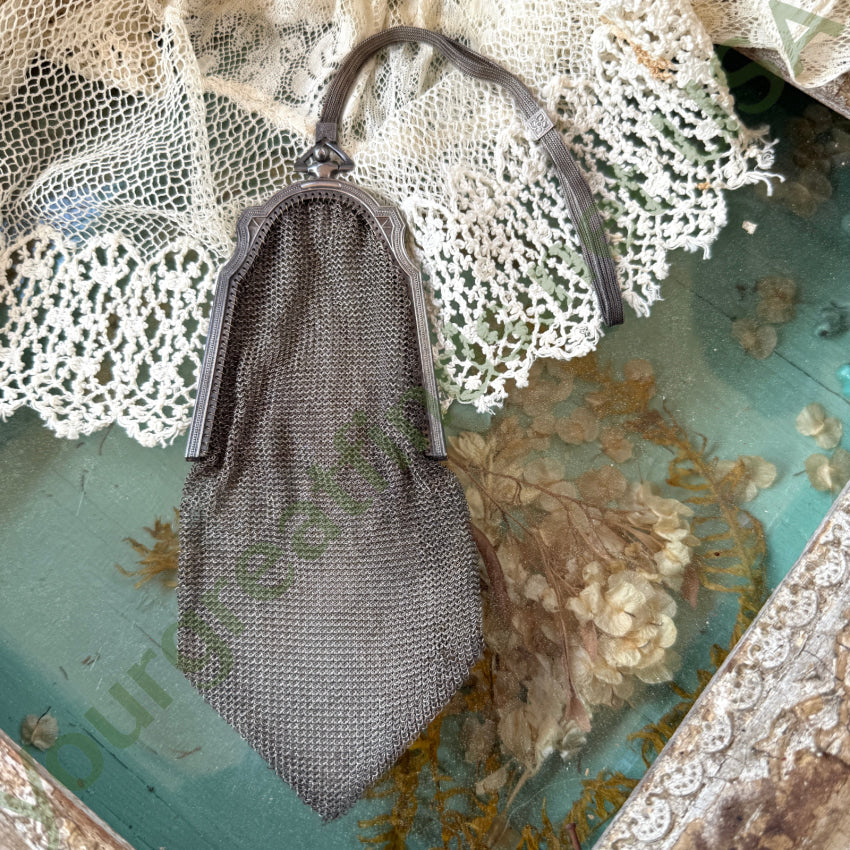 Antique Whiting & Davis Silver Mesh Wristlet Bag purse