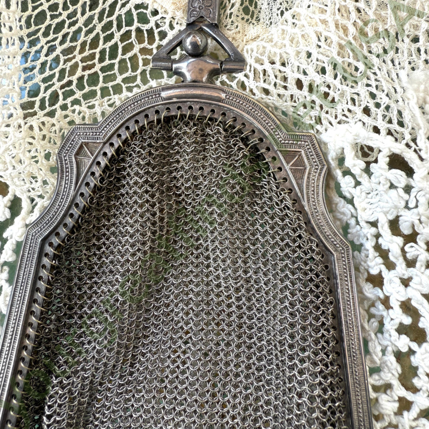 Antique Whiting & Davis Silver Mesh Wristlet Bag purse
