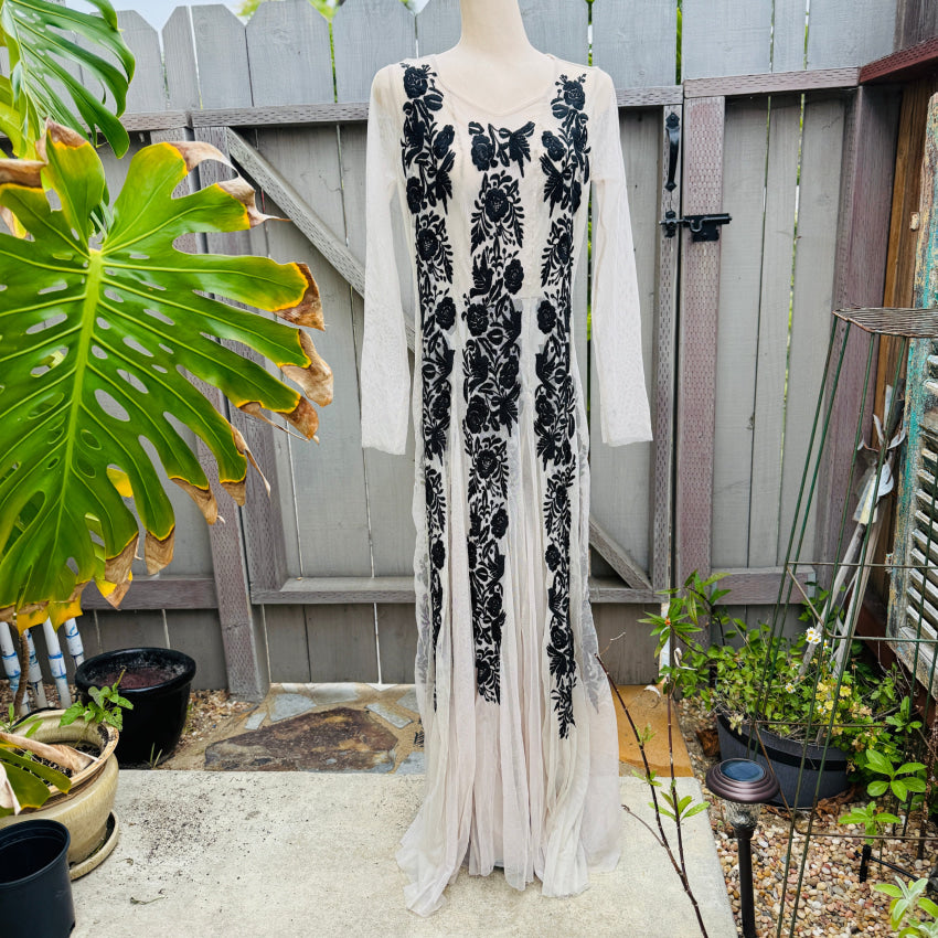 Black Embroidered off-White Tulle Maxi Dress Biya By Johnny Was NWT dress