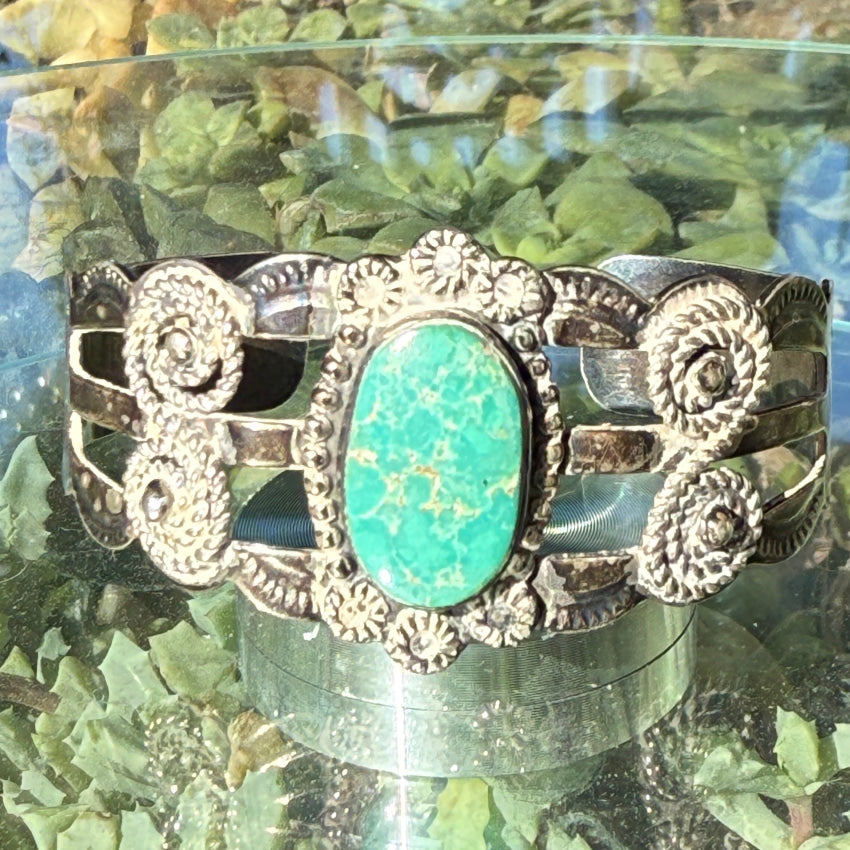 Bracelet Early Navajo Sterling Silver & Turquoise Cuff Fred Harvey bracelet