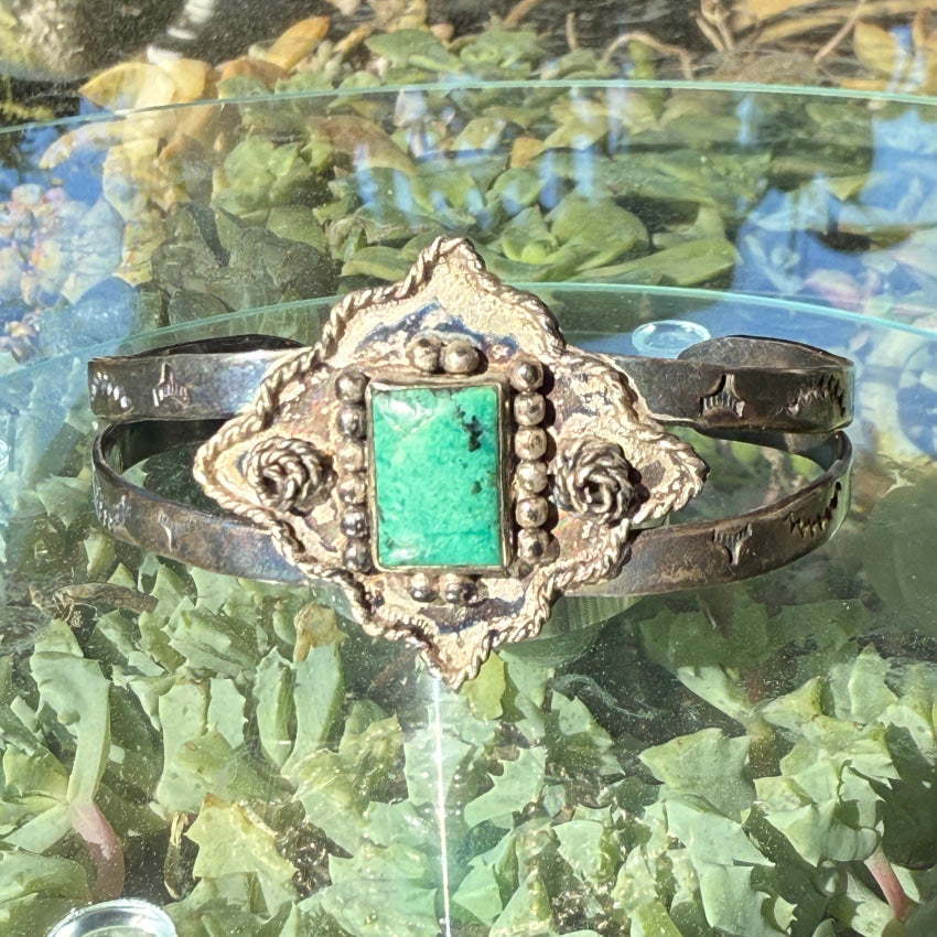 Bracelet Navajo Sterling Silver & Turquoise Vintage Fred Harvey Era bracelet