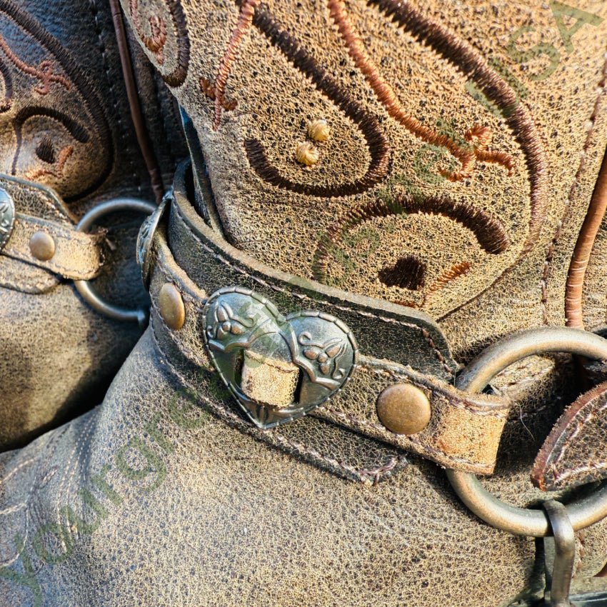 Durango Crush Heartbreaker Distressed Women’s Cowboy Boots 6.5 cowgirl boots