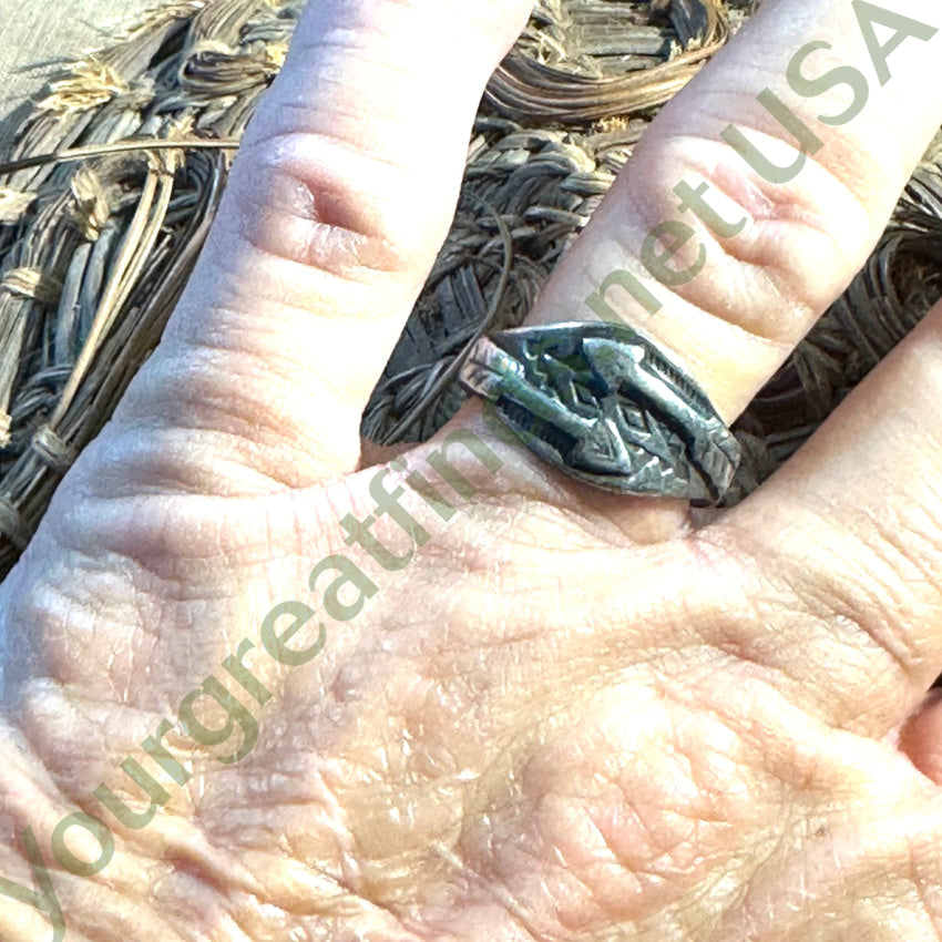 Early Navajo Sterling Silver Stamped Double Arrow Band Ring Size 9.5