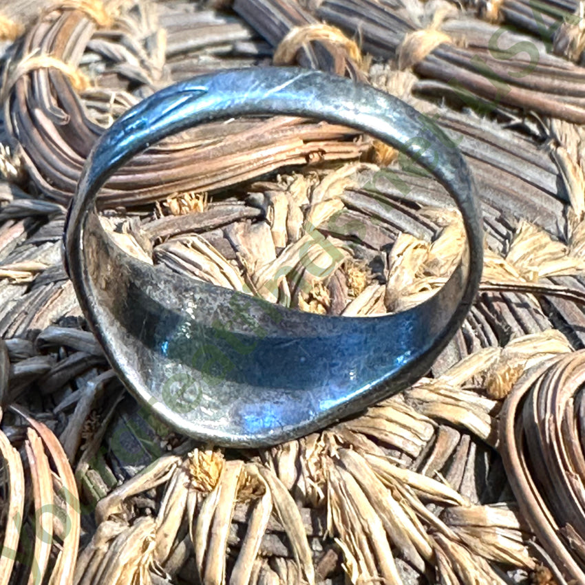 Early Navajo Sterling Silver Stamped Double Arrow Band Ring Size 9.5