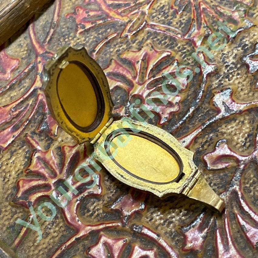 Etch Decorated Gold Filled Locket Yourgreatfinds