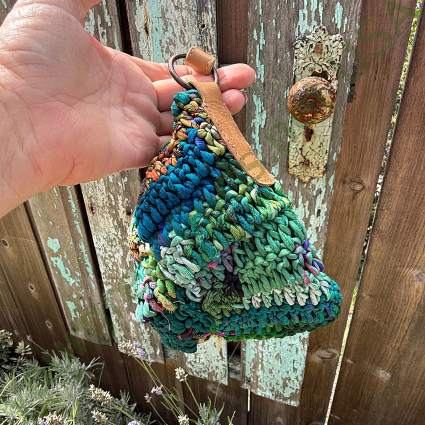 Genuine Chan Luu Knitted Silk ’Rag’ Basket Bag Leather Handle purse