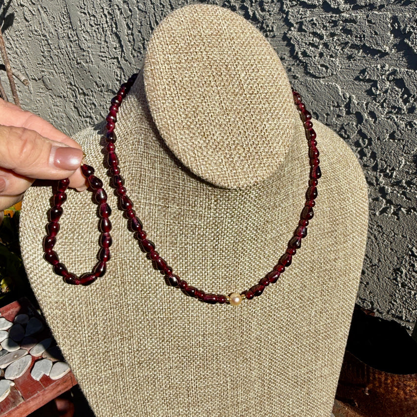 Gold & Red Garnet Bead Pearl Necklace & Bracelet Set jewelry set